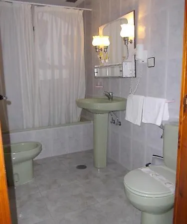 Hotel Sacratif 2*