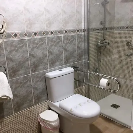 Hotel Sacratif 2*